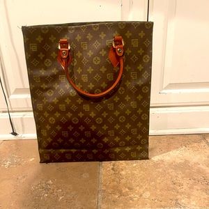 Beautiful Sac Plat style handbag